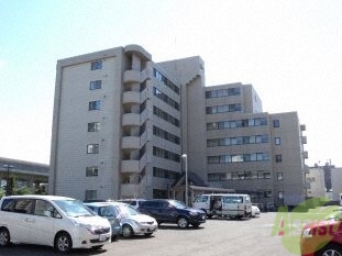 建物外観　札幌市北区新琴似７条「シェスタ麻生館」