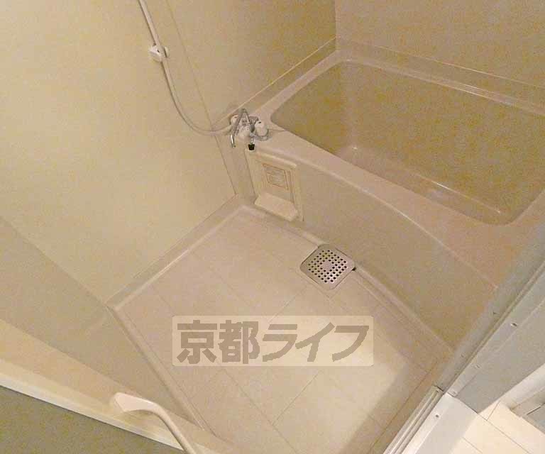 バス・シャワールーム　疲れを癒して下さい。