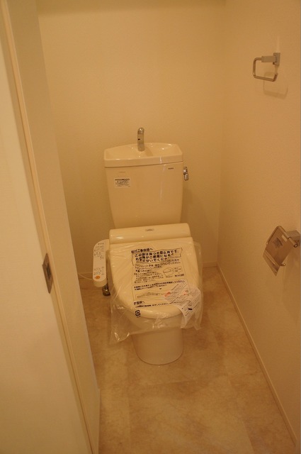 トイレ　温水洗浄便座♪