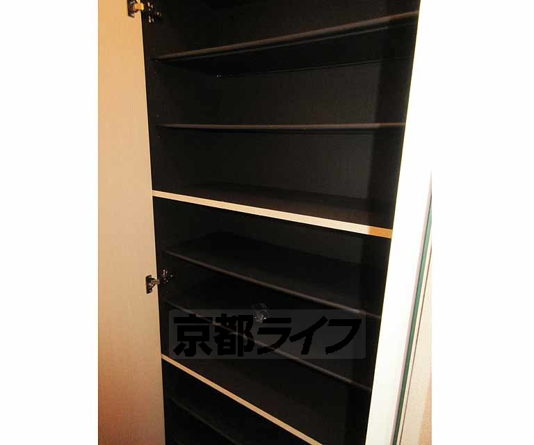 収納　シューズボックス！