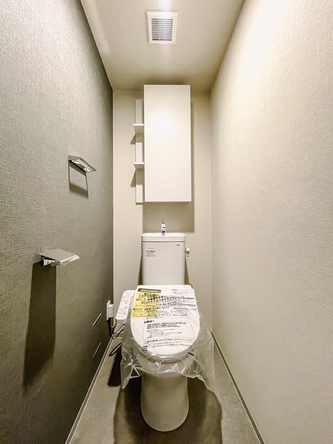 トイレ　※写真は同タイプ住戸です。