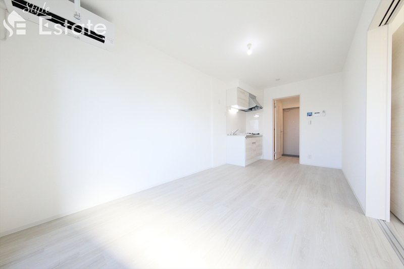 居室・リビング　同仕様内装