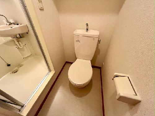 トイレ　設備・仕様は号室により異なる為、現状を優先いたします。