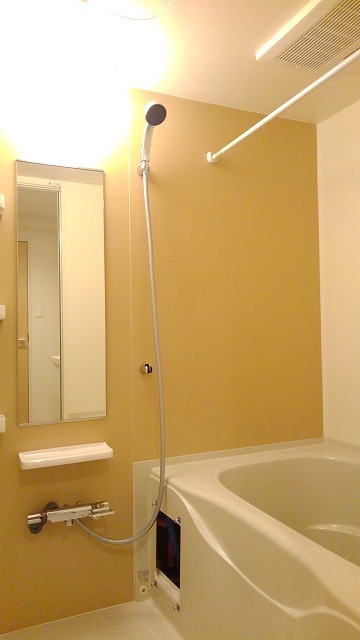 バス・シャワールーム　お風呂です