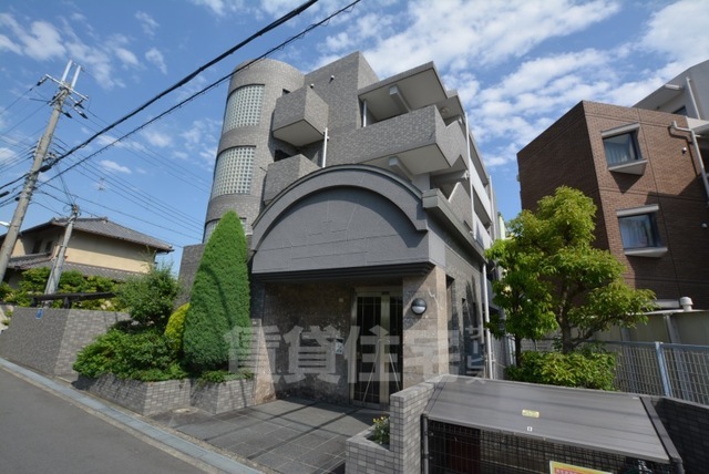 建物外観　オンライン内覧・現地案内も可能です