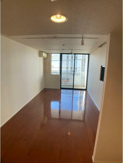 居室・リビング　使いやすい形の為、レイアウトを楽しめます♪