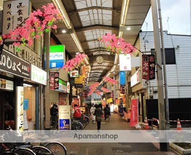 コンビニ　セブンイレブン（コンビニ）まで157m