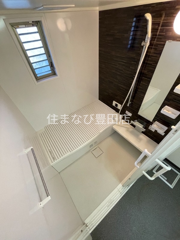 バス・シャワールーム　同タイプ別室