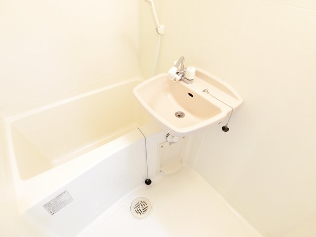 バス・シャワールーム　詳細は、RISUMO江坂本店→06-6155-7137まで♪