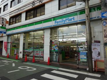 コンビニ　ファミリーマート幡ヶ谷駅南店（コンビニ）まで115m