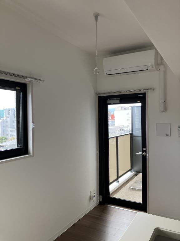 バルコニー　バルコニーがあります