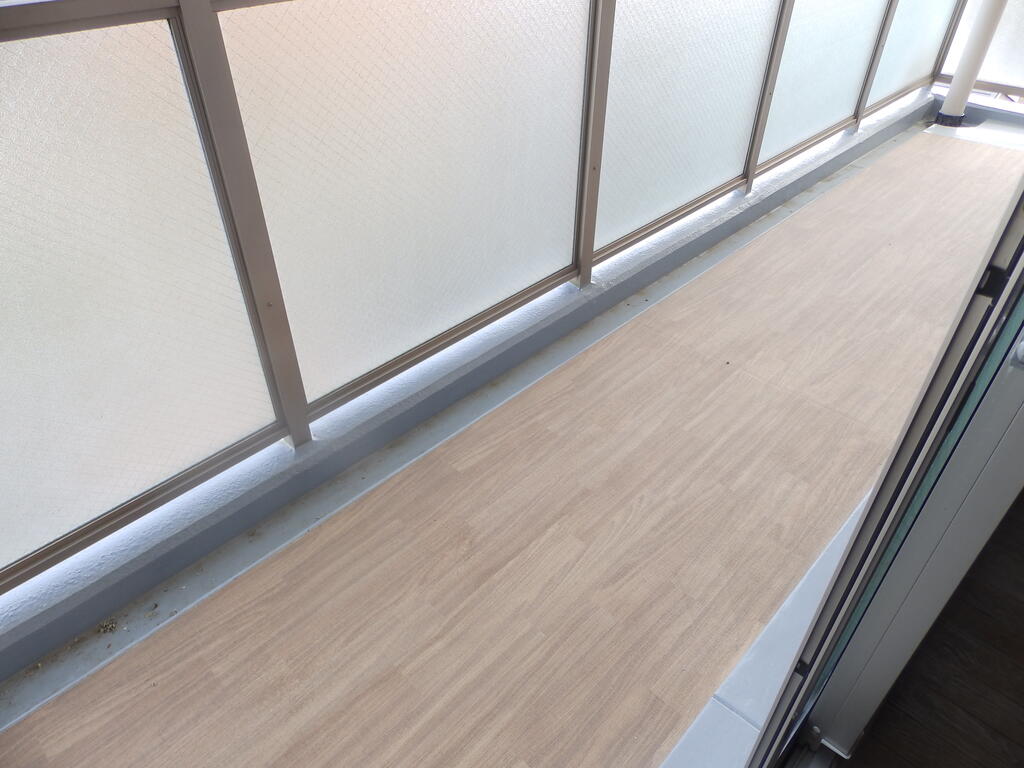 バルコニー　南向き