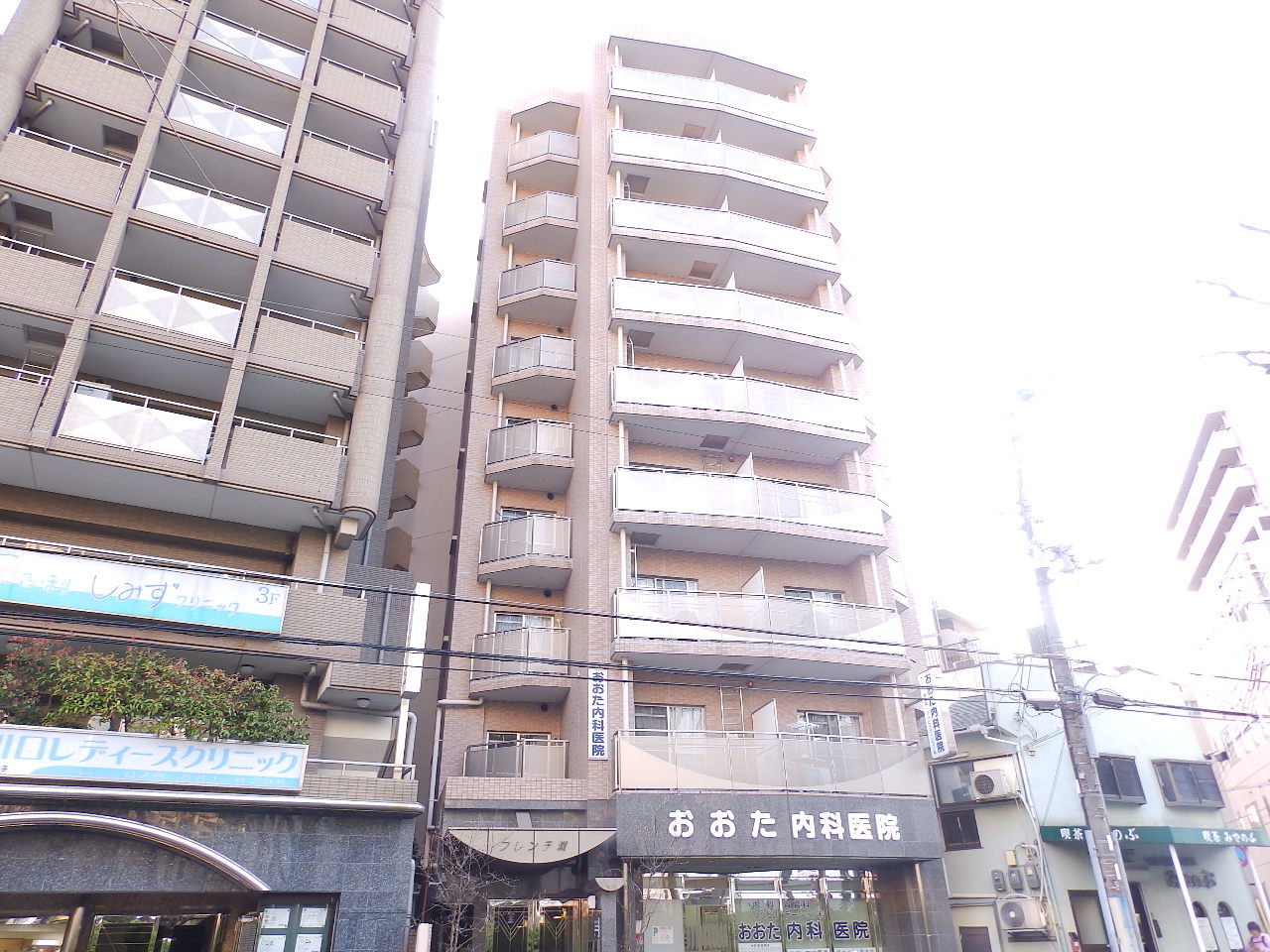 建物外観　駅前です