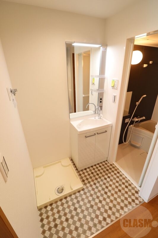 洗面設備　お洒落な洗面台