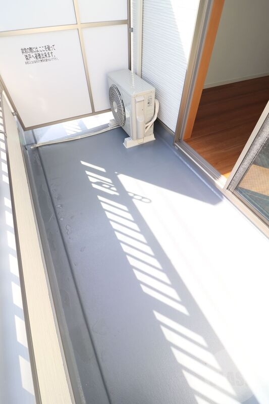 バルコニー　日当り良好のバルコニー