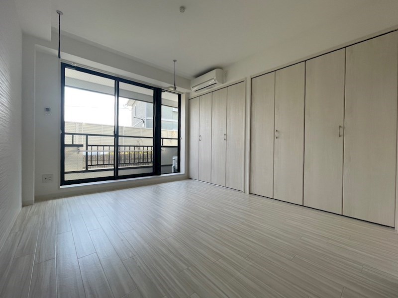 居室・リビング　※別号室の写真使用中