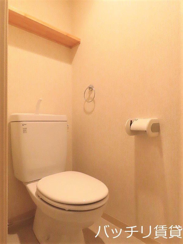 トイレ　画像は同シリーズ参考画像の為、現況を優先いたします。