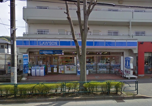 コンビニ　ローソン厚木戸田店（コンビニ）まで694m