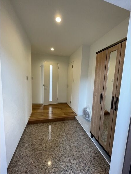 玄関　名古屋で一番初期費用の安い賃貸専門の不動産会社です(^^)