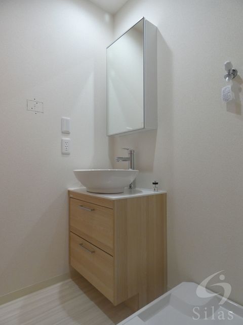 洗面設備　同仕様