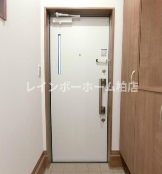 玄関　落ち着いた玄関です