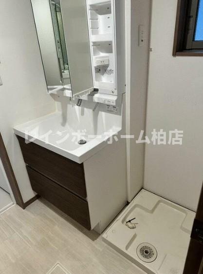 洗面設備　広い洗面スペース