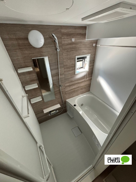 バス・シャワールーム　同物件別部屋