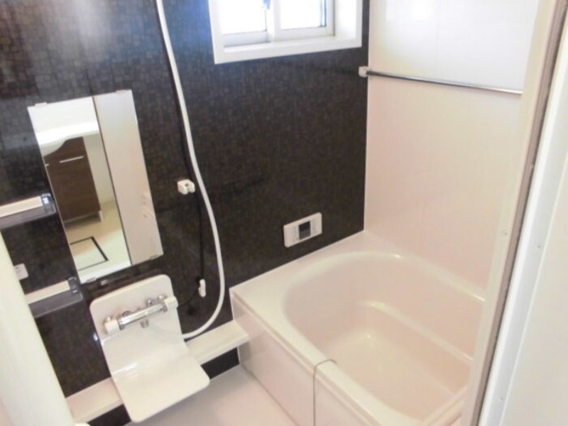 バス・シャワールーム　図面と現状に相違がある場合には現状を優先