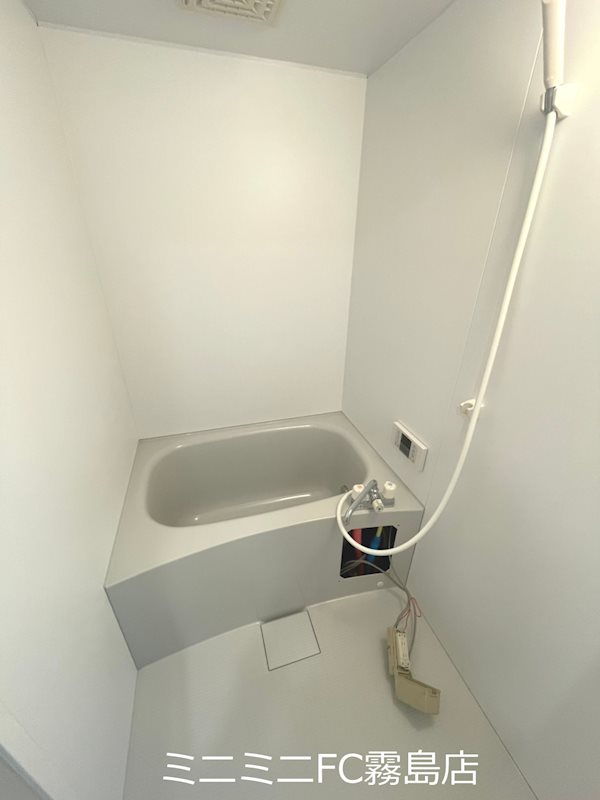 バス・シャワールーム　イメージ（同型）※配色は異なる