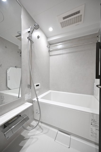 バス・シャワールーム　日々の暮らしに欠かせないお風呂です