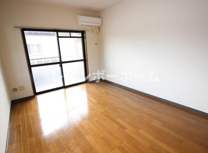 居室・リビング　使いやすい居間です　※別部屋参考写真です　現況優先です