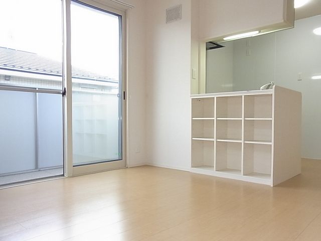 居室・リビング　南向きの明るいお部屋