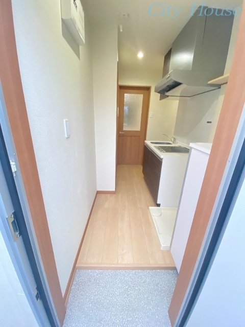 玄関　別部屋参考写真です