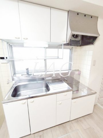 キッチン　キッチンです。