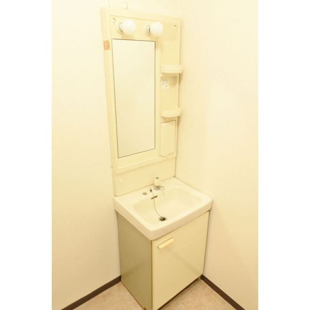 洗面設備　現況優先です。