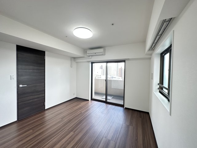 その他部屋・スペース　南向き・角部屋二面採光の明るいお部屋です