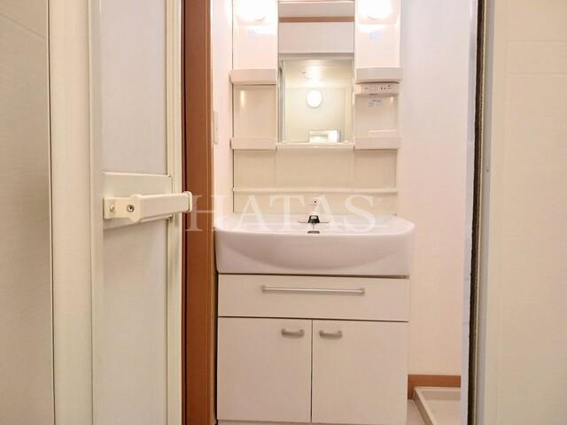 洗面設備　同型タイプです。