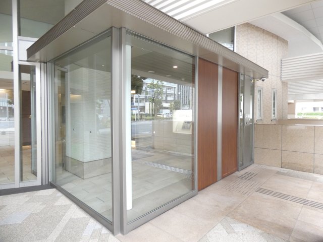 エントランス　エントランス