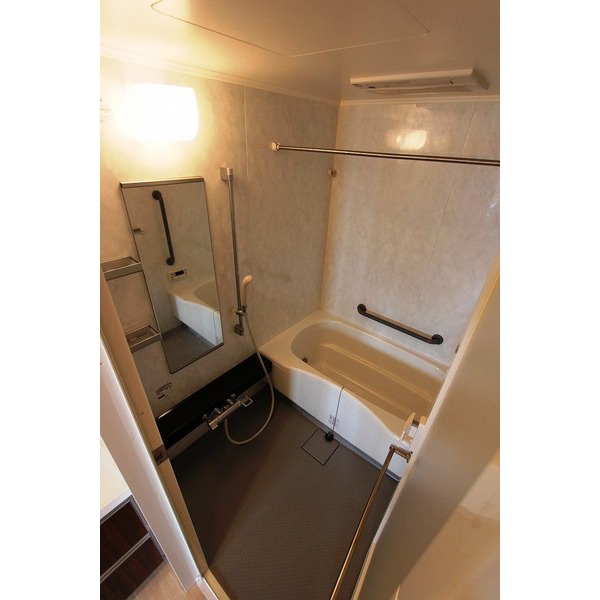 バス・シャワールーム　☆浴室☆