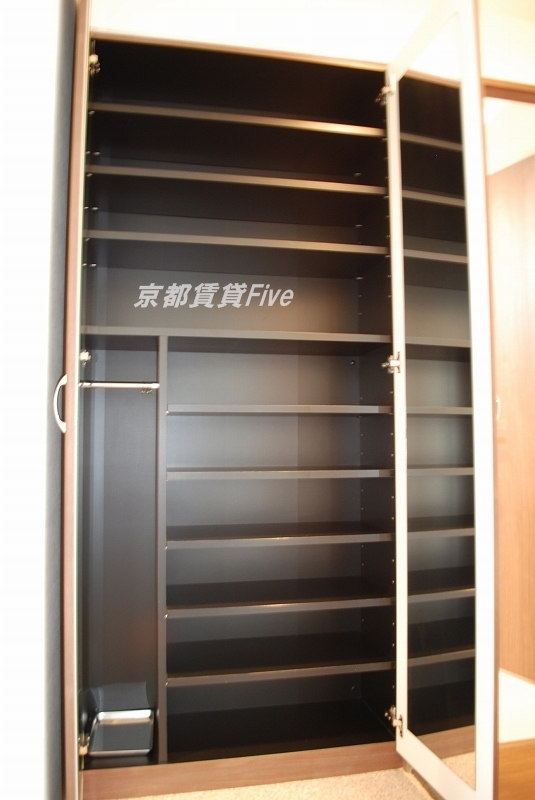 その他設備　シューズボックス