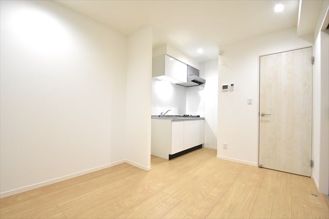 居室・リビング　※同建物別部屋参考写真