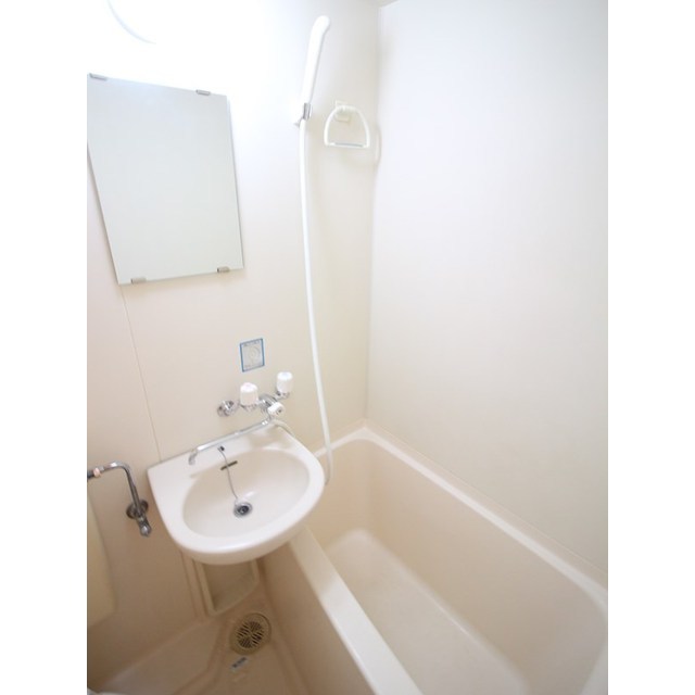 バス・シャワールーム　洗面と一緒