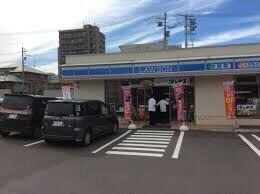 コンビニ　ローソン札幌北13条東店（コンビニ）まで428m