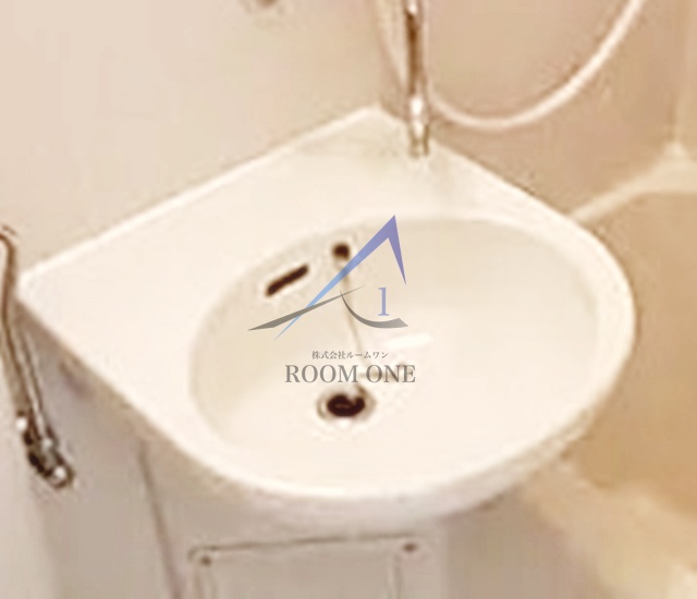 洗面設備　洗面台です。