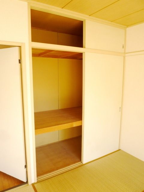 収納　同建物別号室参考写真となります♪