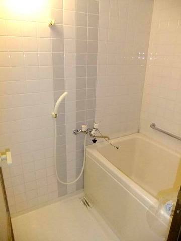 バス・シャワールーム　追い焚き付