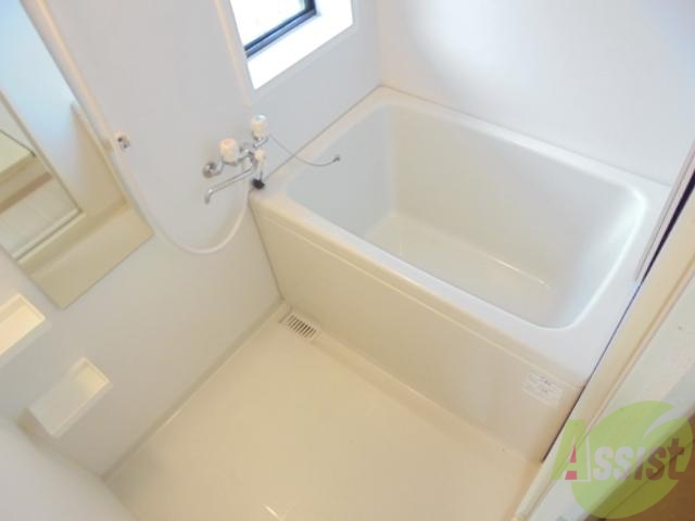 バス・シャワールーム　ピカピカのお風呂でゆっくりリフレッシュ