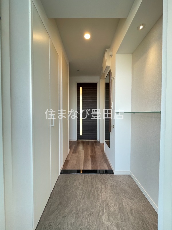 玄関　別部屋写真