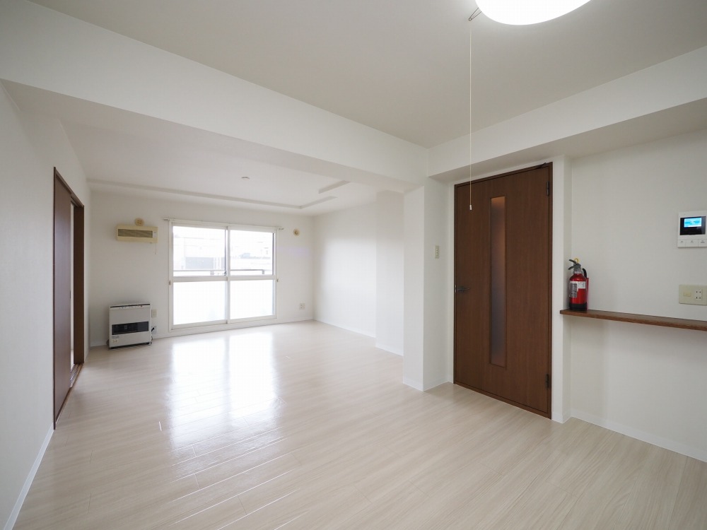 居室・リビング　☆17.23帖の広々としたリビングです！