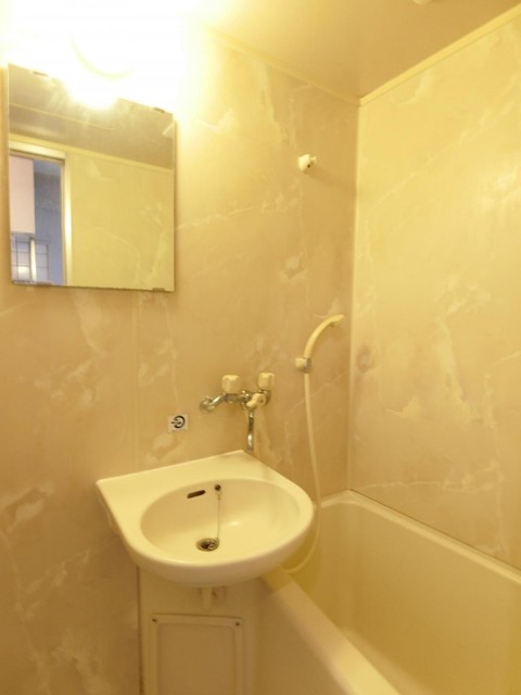 バス・シャワールーム　【浴室】二点ユニット